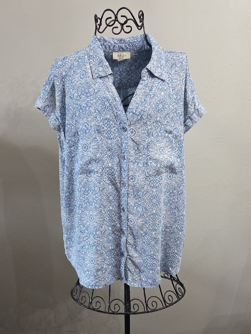 Style & Co. Blue and White Printed Button-Front Top